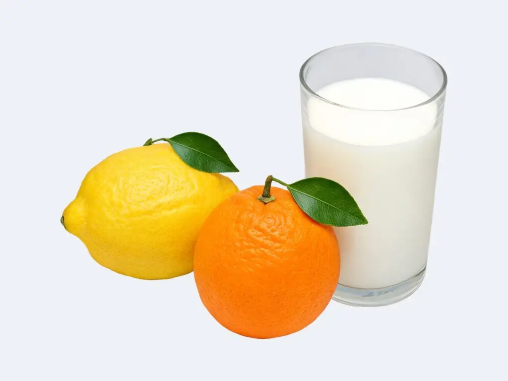 Foods rich in Citric acid: lemons, oranges and semi-skimmed cows milk